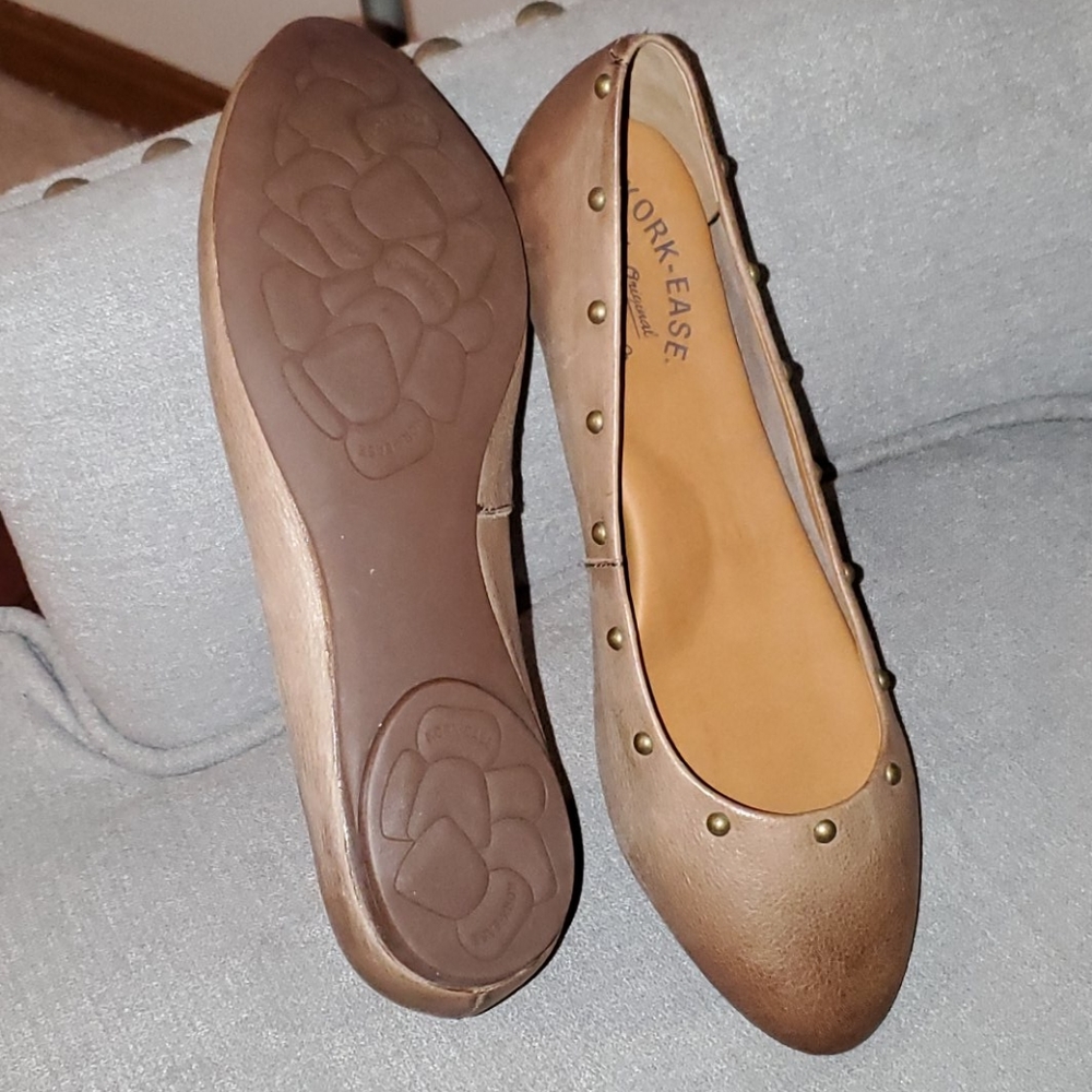 Kork Ease Violette Studded Ballet Flats Gem